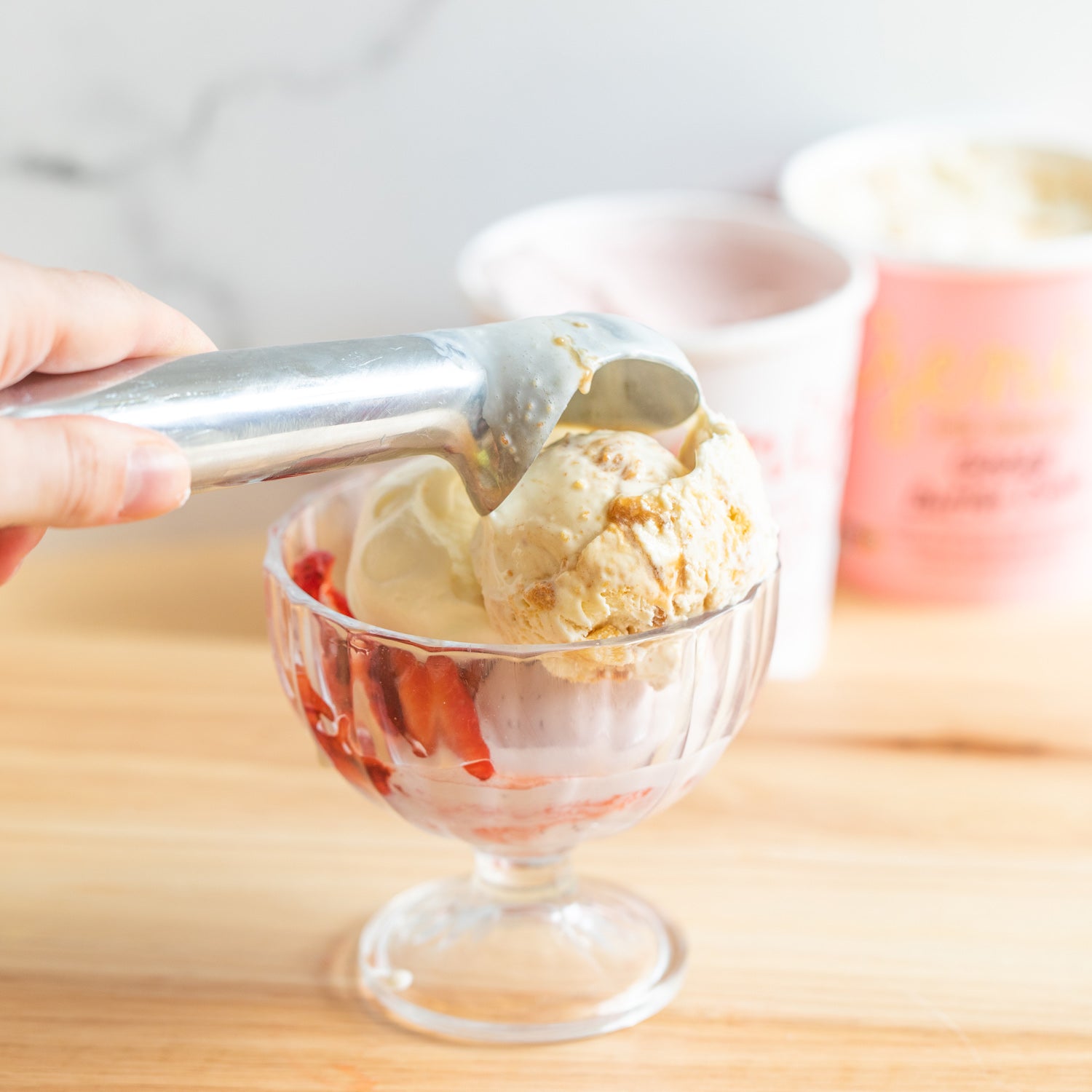 Alternative view of Jeni's Ice Cream Scoop